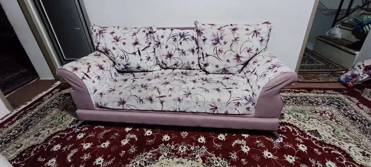 مبل راحتی ۷ نفره|مبلمان خانگی و میز عسلی|صحنه, |دیوار