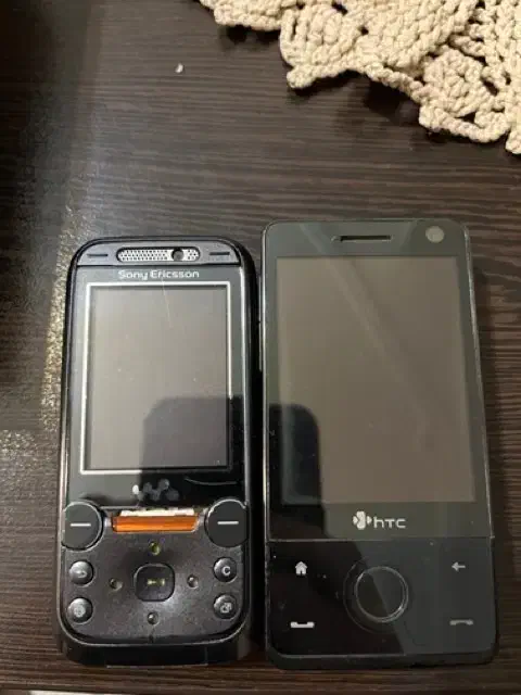 گوشی های کلکسیونی HTC و Sony ericsson|موبایل|تهران, دبستان|دیوار