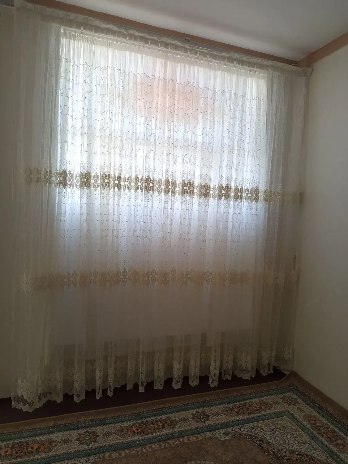 پرده|پرده، رانر، رومیزی|عجب شیر, |دیوار