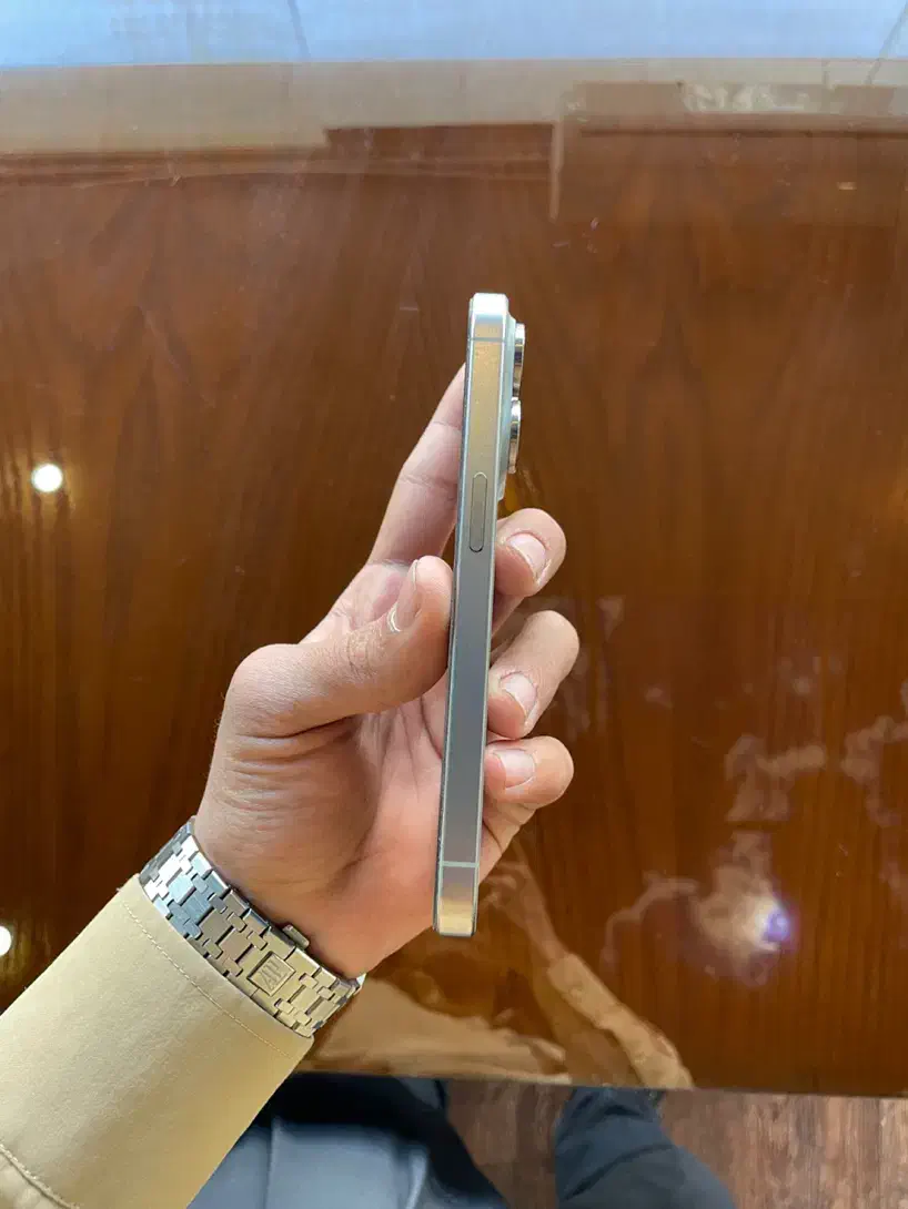 iPhone 15 pro|موبایل|مشهد, طلاب|دیوار