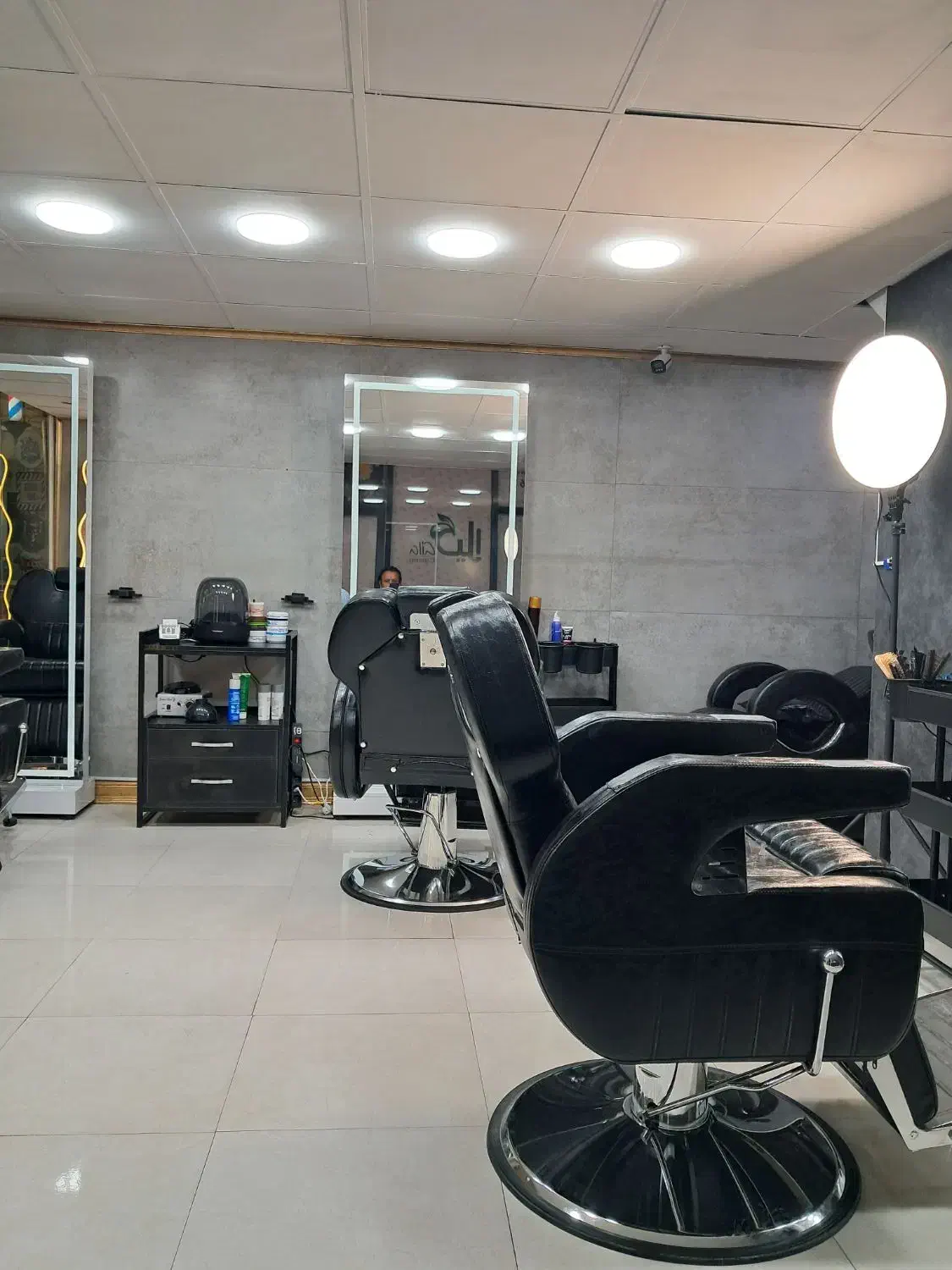 اجاره صندلی|خدمات آرایشگری و زیبایی|تهران, شهرک بوعلی|دیوار