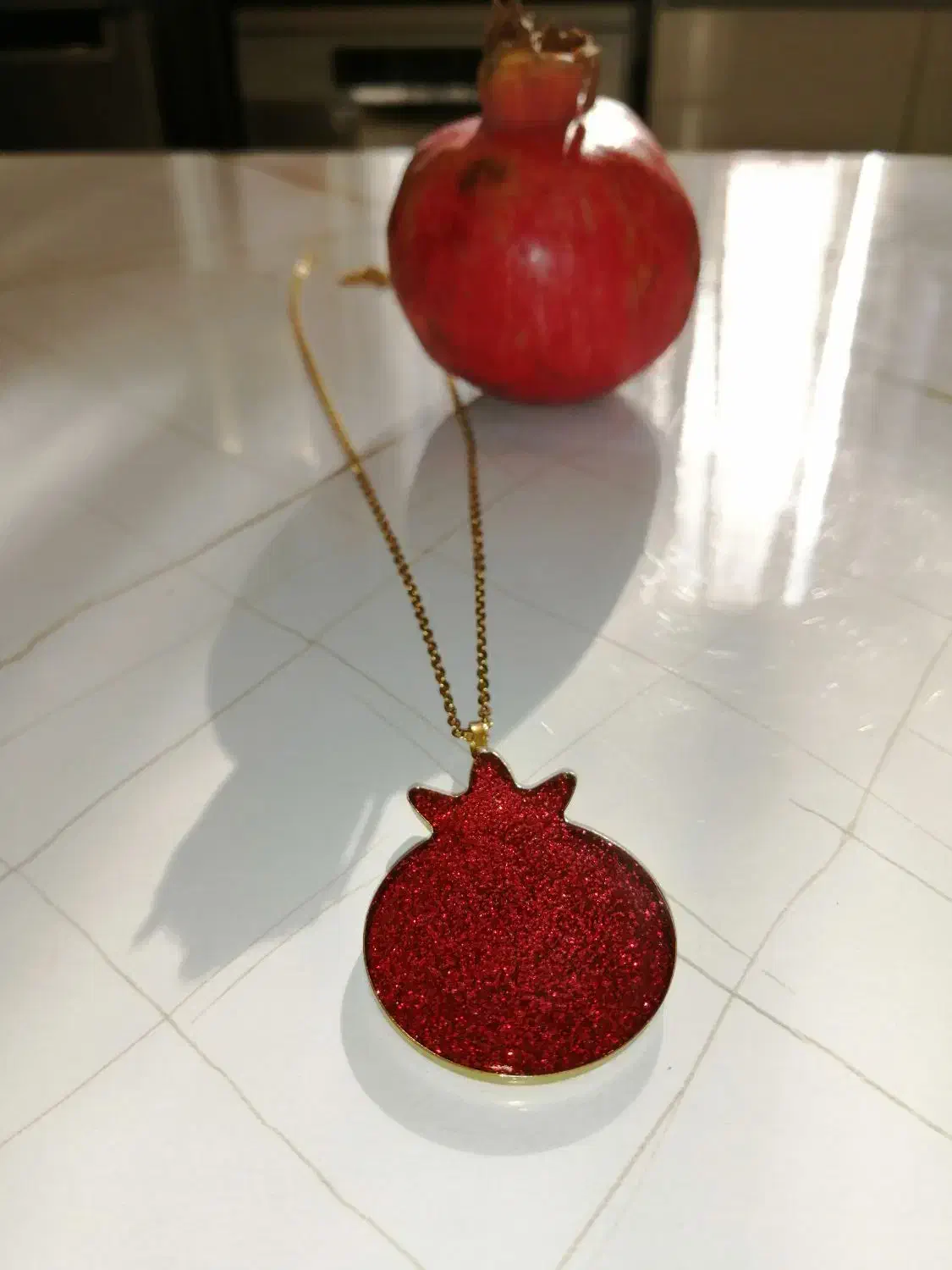 گردنبند رزینی انار شب یلدا|بدلیجات|تهران, ارامنه|دیوار