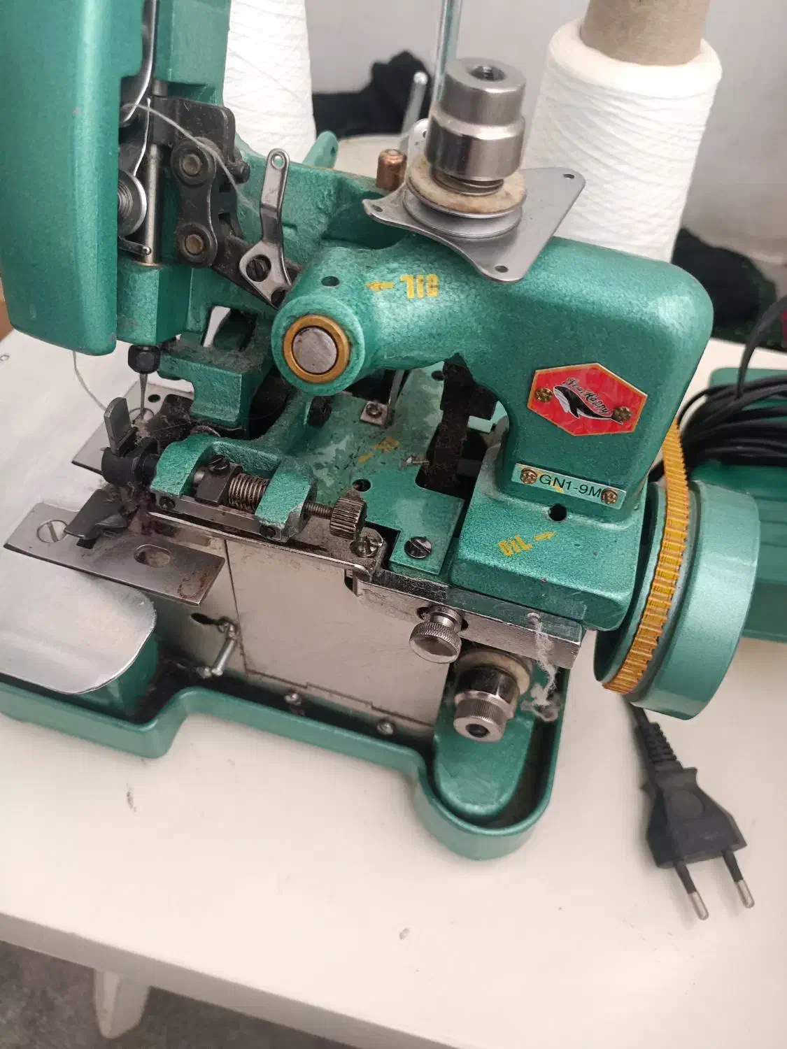 سردوز|چرخ خیاطی و ریسندگی|گنبد کاووس, |دیوار