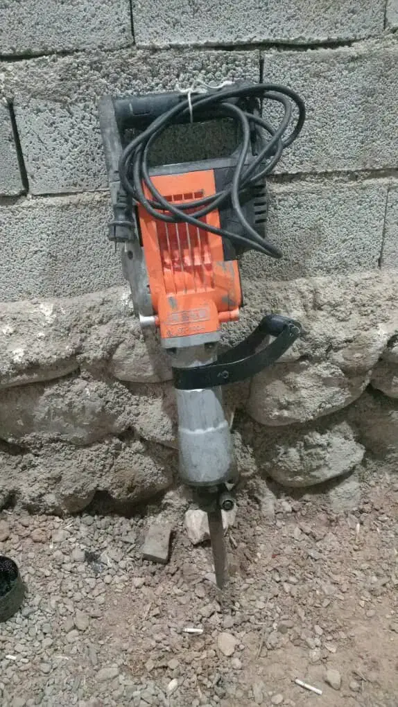 دژبر 17|ابزارآلات|اهر, |دیوار