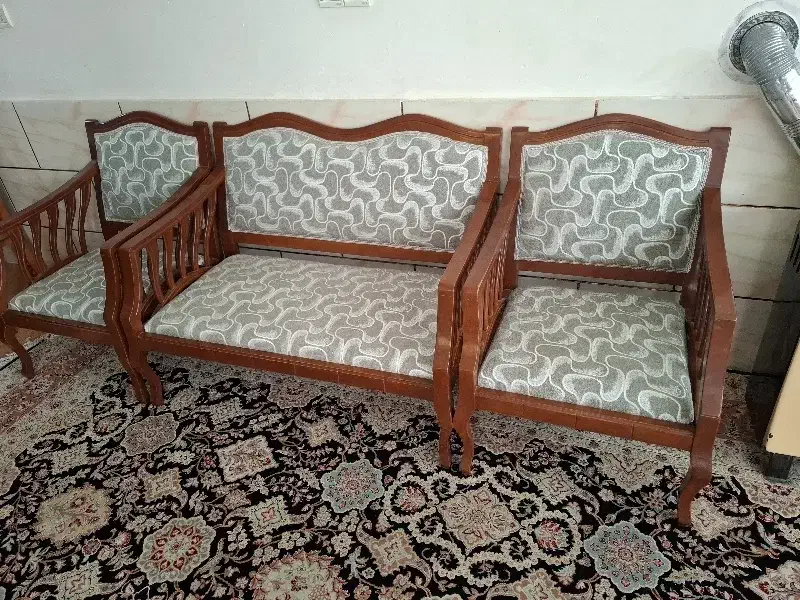 مبل 8نفره کلاسیک|مبلمان خانگی و میز عسلی|شیراز, شهدای شهرک سعدی|دیوار