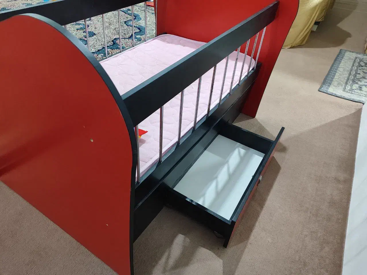 تختخواب کودک و نوجوان|تخت و سرویس خواب|زنجان, |دیوار