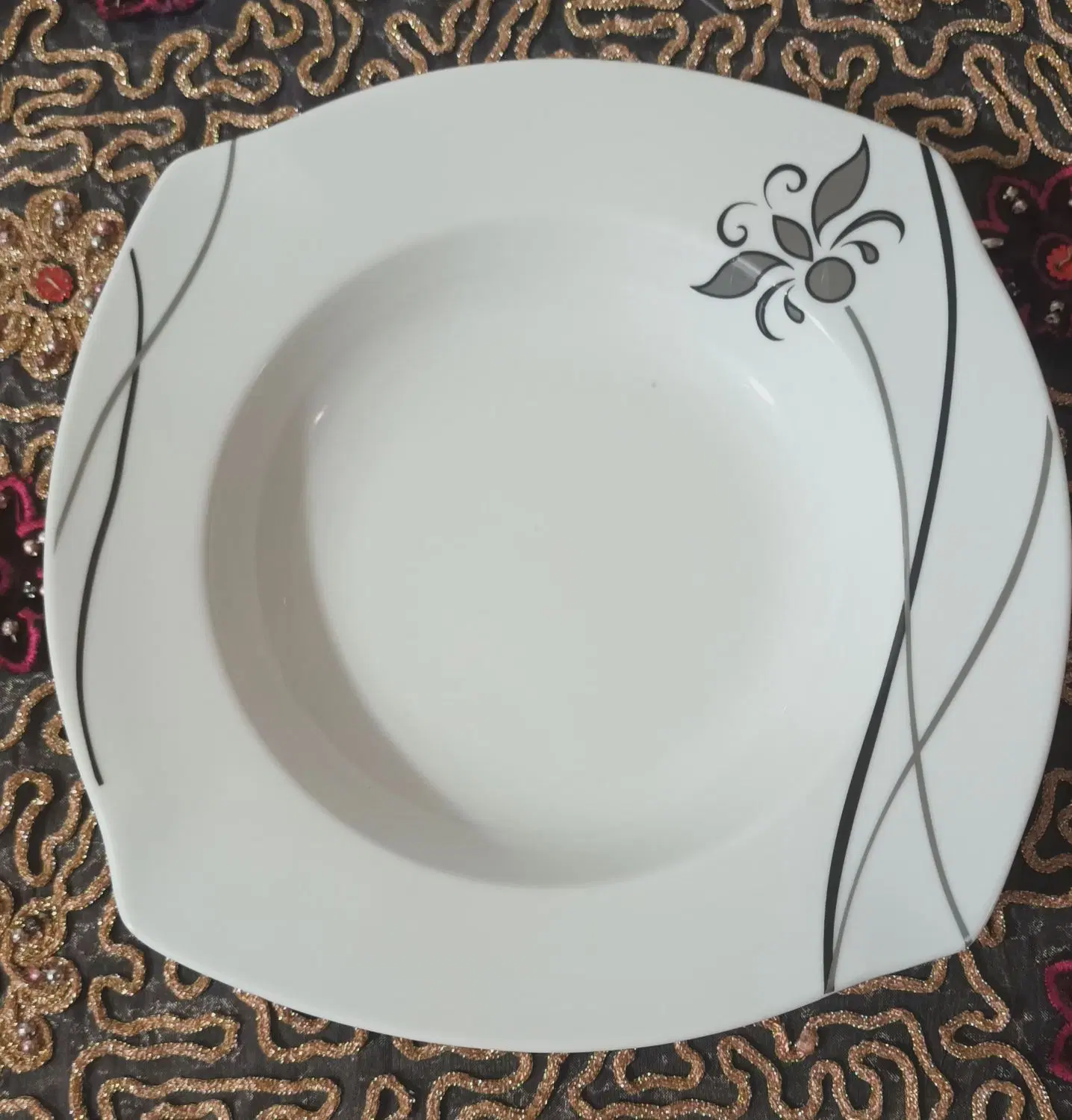 سرویس چینی|ظروف سرو و پذیرایی|تاکستان, |دیوار