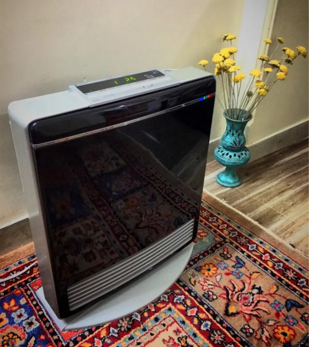 بخاری ژاپنی 4000 وات پایه چرخشی|بخاری، هیتر، شومینه|بجنورد, |دیوار