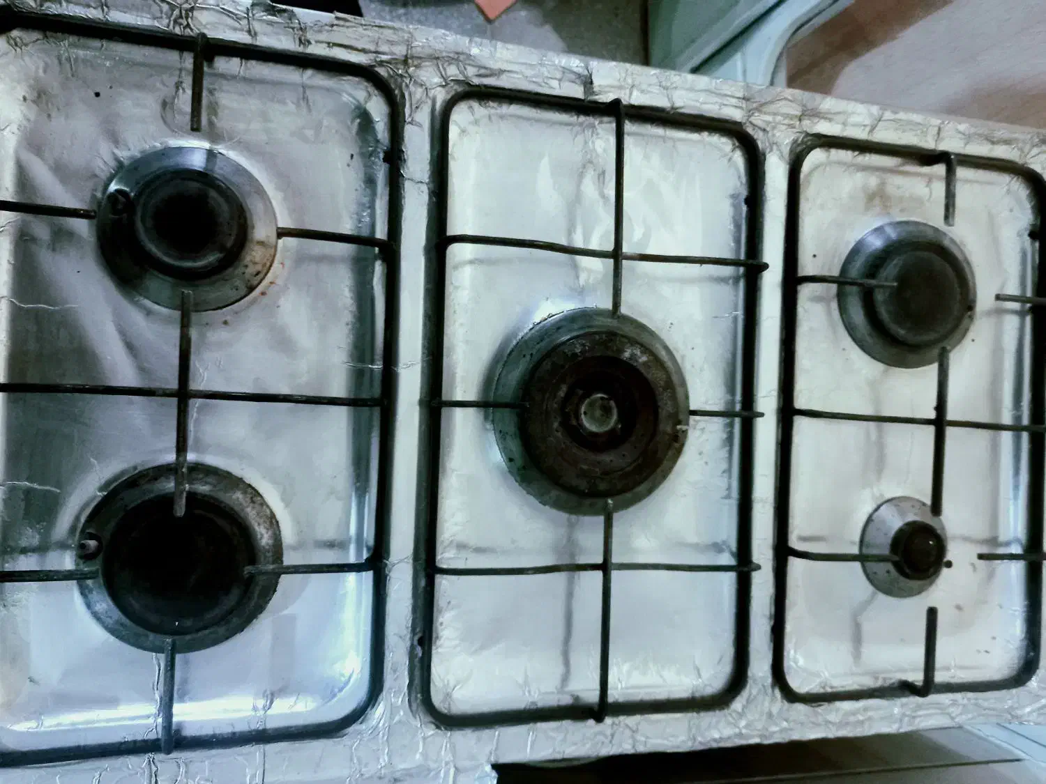 اجاق گاز سفید ،۵ شعله فر دار،کامل سالم|اجاق گاز و لوازم برقی پخت‌وپز|اصفهان, تخت فولاد|دیوار