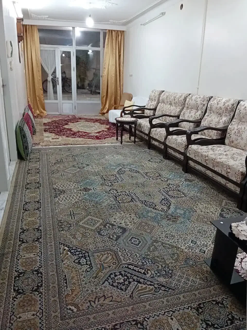 اجاره سوئیت و اپارتمان از ۷۰۰|اجارهٔ کوتاهمدت آپارتمان و سوئیت|اصفهان, شهید رجایی|دیوار