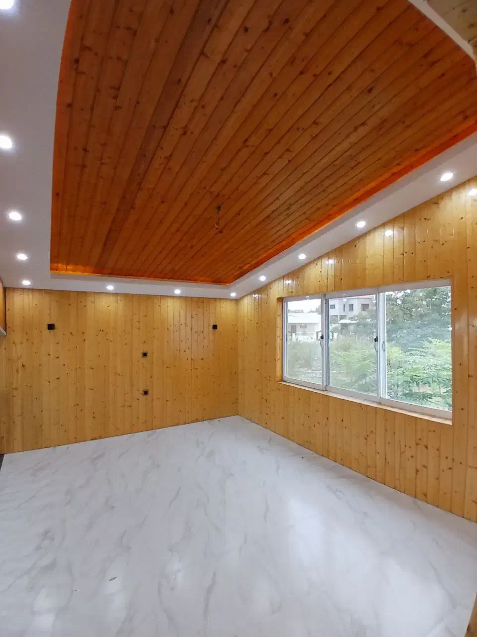 نیم پیلوت ۲۲۰متری با استخر ۴ فصل و مدارک کامل|فروش خانه و ویلا|تهران, افسریه شمالی|دیوار