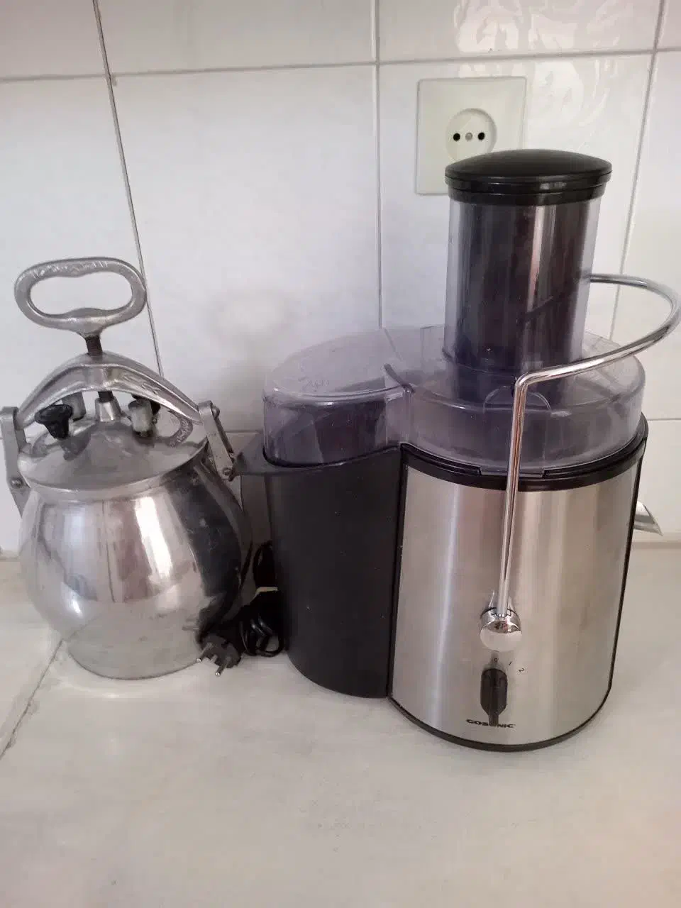 همه چیز درهم|عمده‌فروشی|میبد, |دیوار