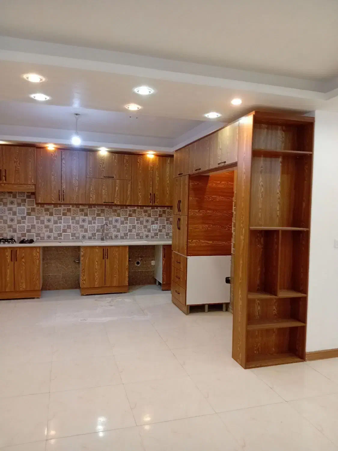 رهن واجاره ۱۶۰ متری ۳ خواب مدرس خبرنگار کوثر دانش|اجارهٔ آپارتمان|هشتگرد, مدرس|دیوار