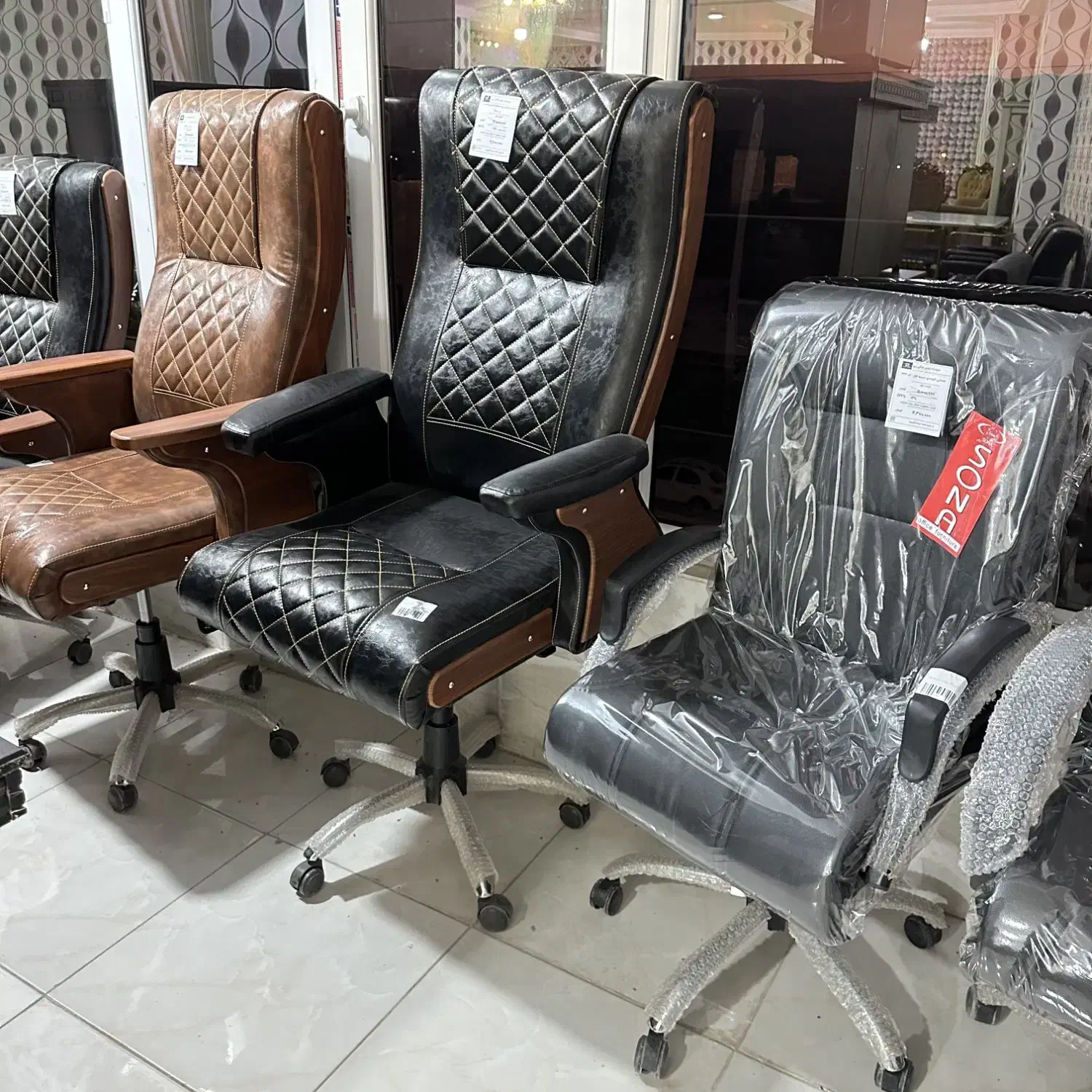 صندلی مدیریتی دسته فلز زرکالا|صندلی و نیمکت|یاسوج, |دیوار