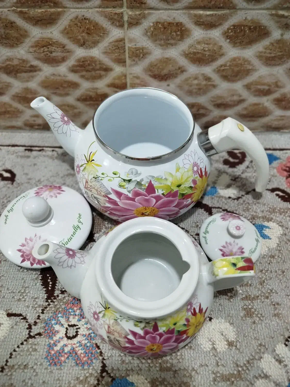 کتری و قوری|قوری، کتری، قهوه‌ساز دستی|مریوان, |دیوار