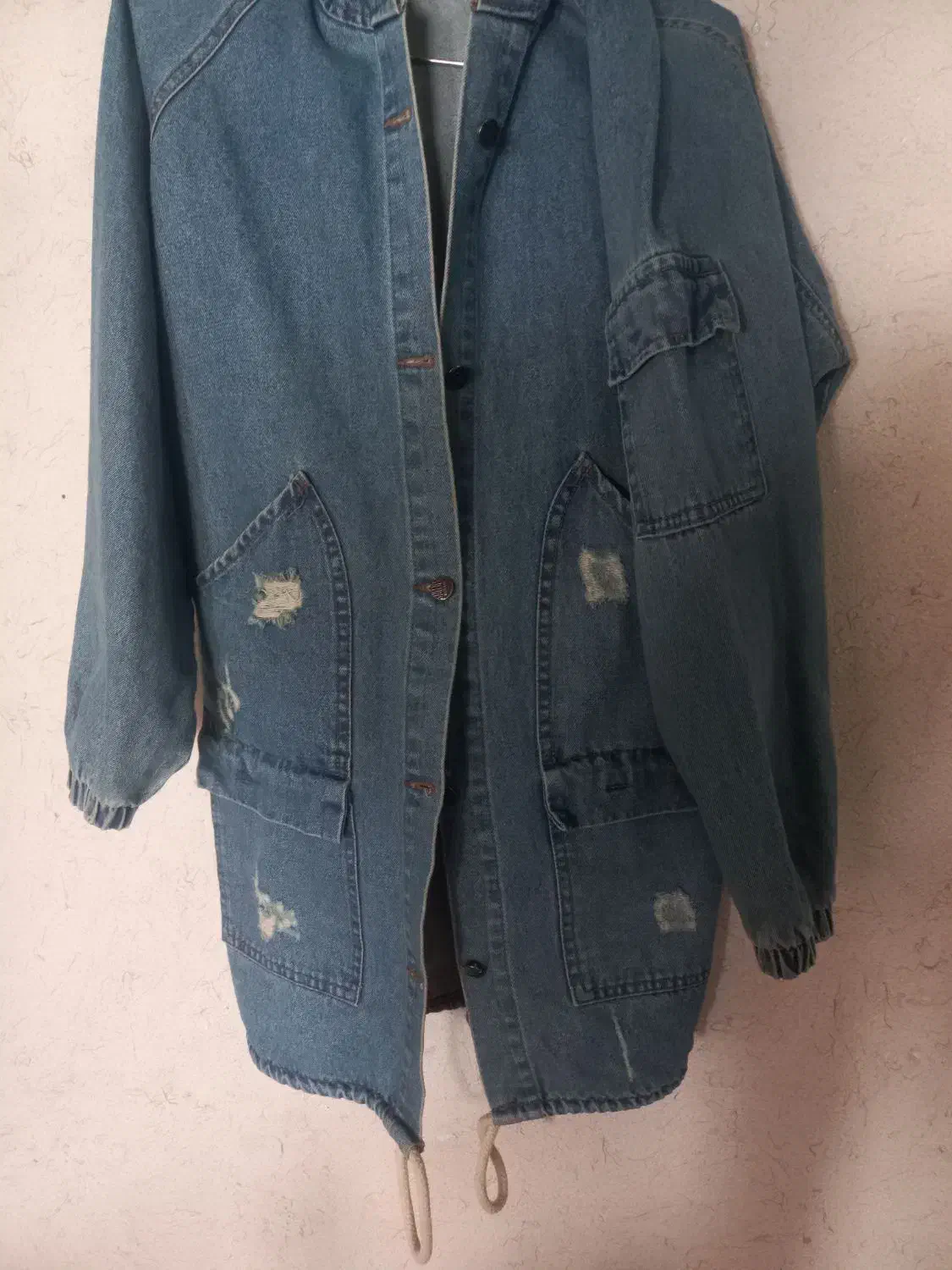 کت لی|لباس|اصفهان, رزمندگان|دیوار