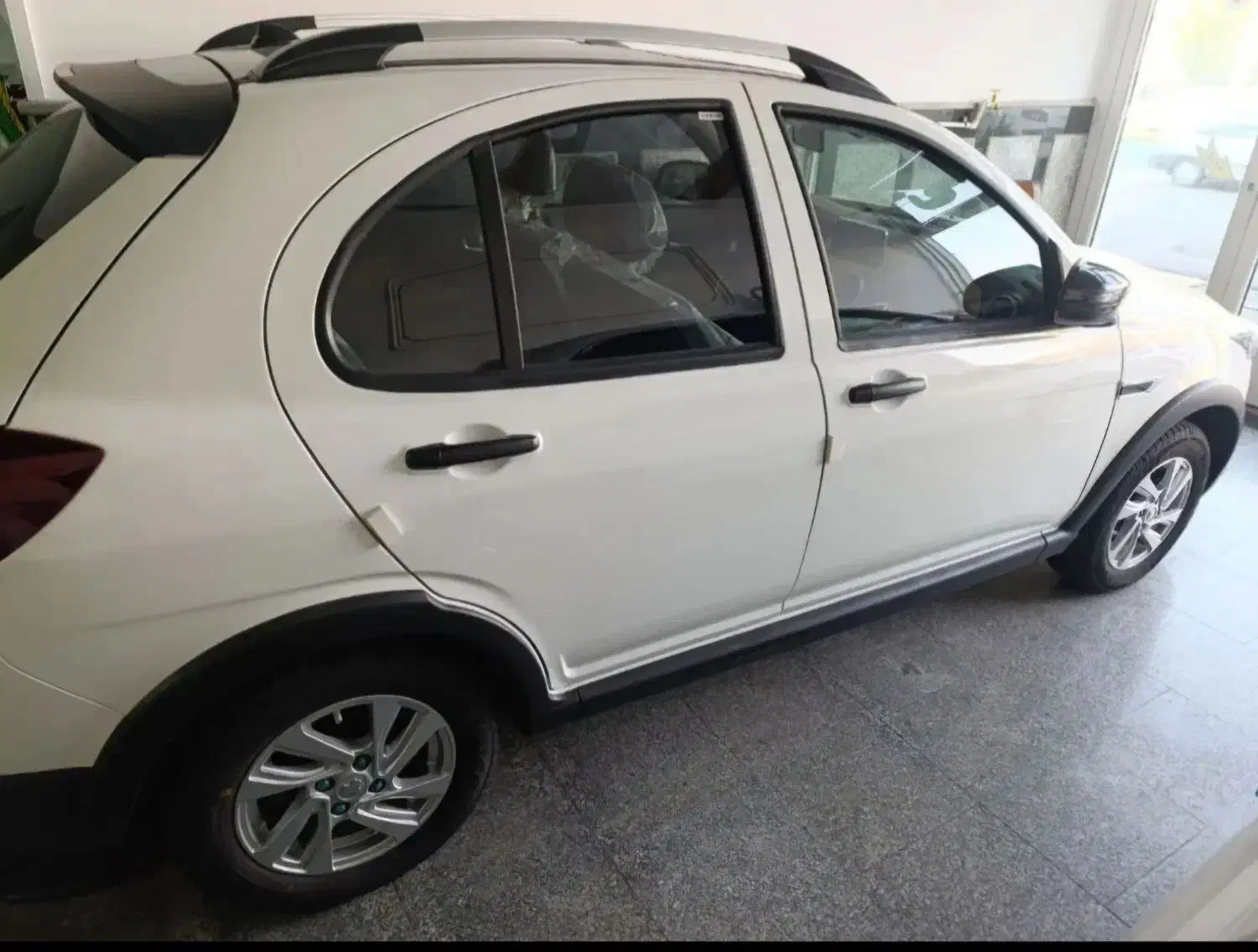 اطلس Gسانروف دار|خودرو سواری و وانت|شیراز, شهرک برق|دیوار