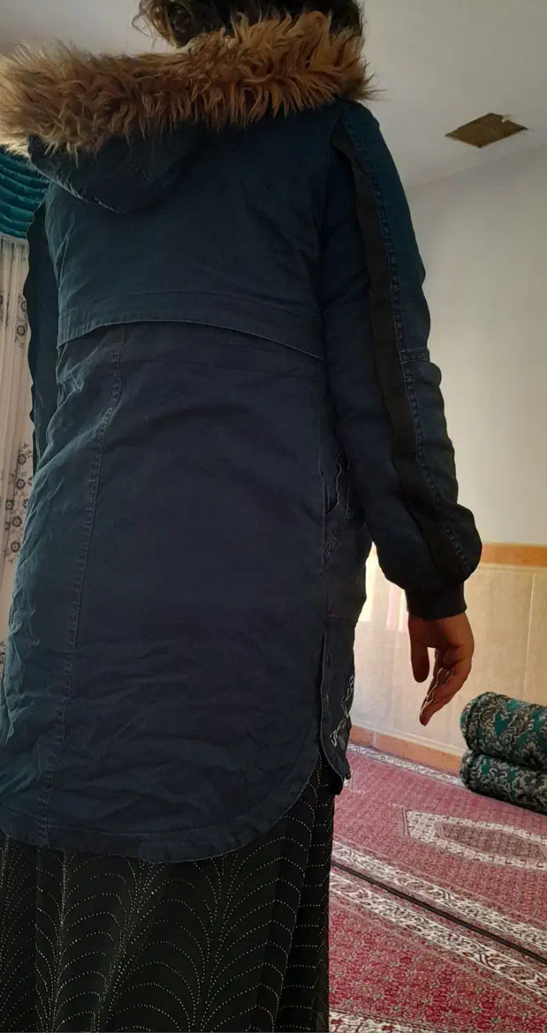 کت فروشی نو یک بار استفاده شده.بخاطر اینکه کوچکه|لباس|جوانرود, |دیوار