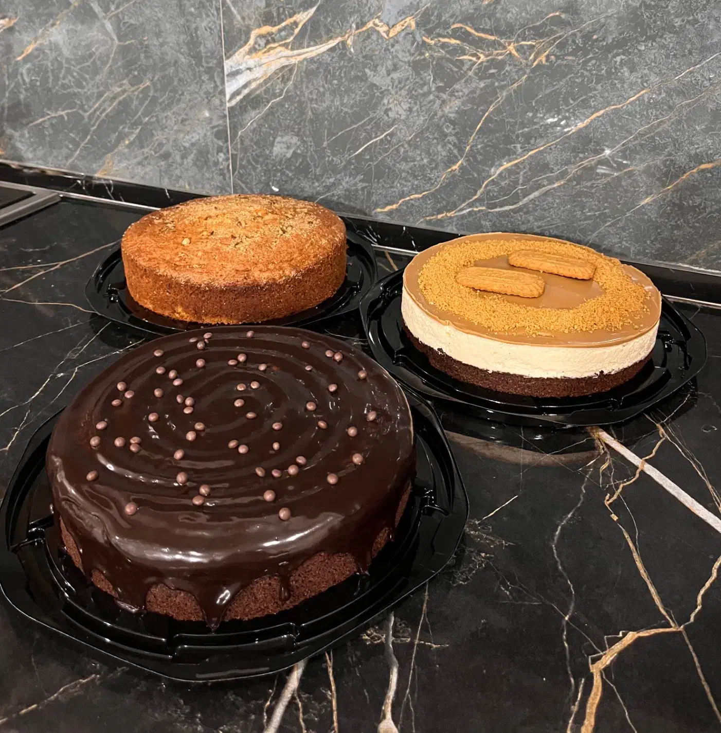 انواع کیک خانگی ویژه یلدا|خدمات پذیرایی، مراسم|اسلام‌شهر, شهرک قائمیه|دیوار