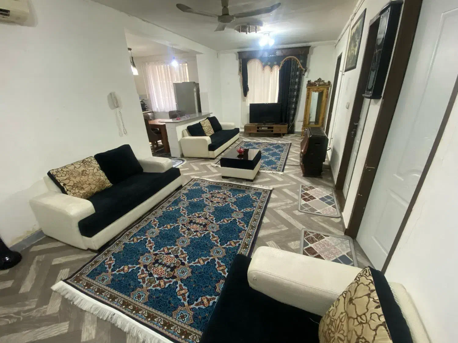 واحد دوخواب باپارکینگ خانواده و دانشجو|اجارهٔ کوتاهمدت آپارتمان و سوئیت|رشت, فرزانه|دیوار