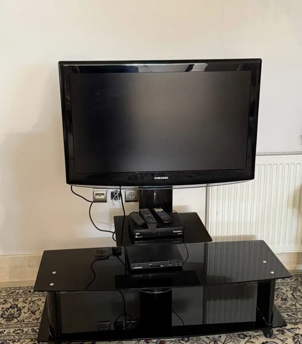 تلوزیون ال سی دی|تلویزیون و پروژکتور|قم, بکایی|دیوار