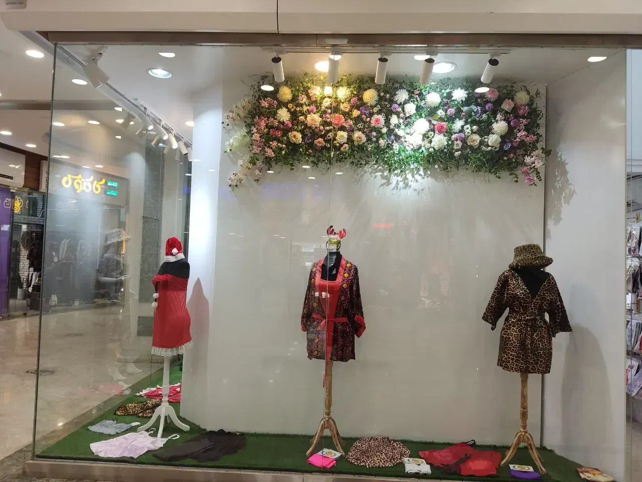 مغازه ۲۹متر تجاری در پاساژ دریای نور|فروش مغازه و غرفه|قائمشهر, |دیوار