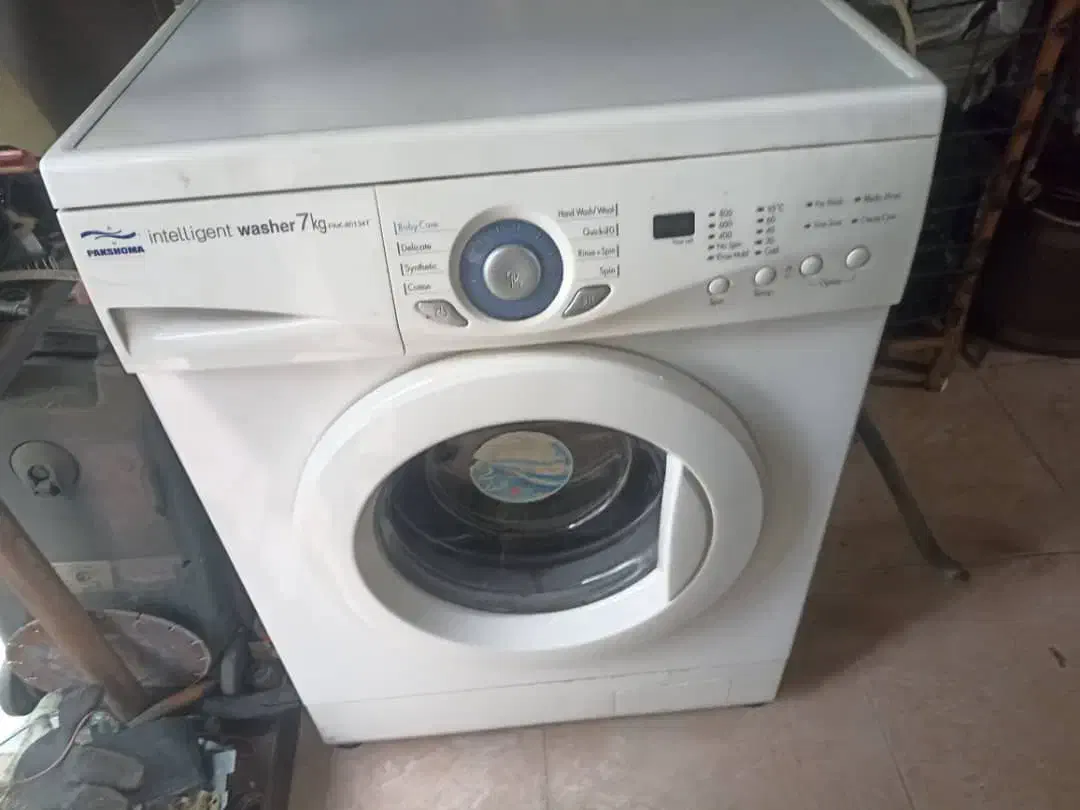 ماشین لباس شویی با قیمت مناسب|ماشین لباسشویی و خشک‌کن لباس|ماسال, |دیوار