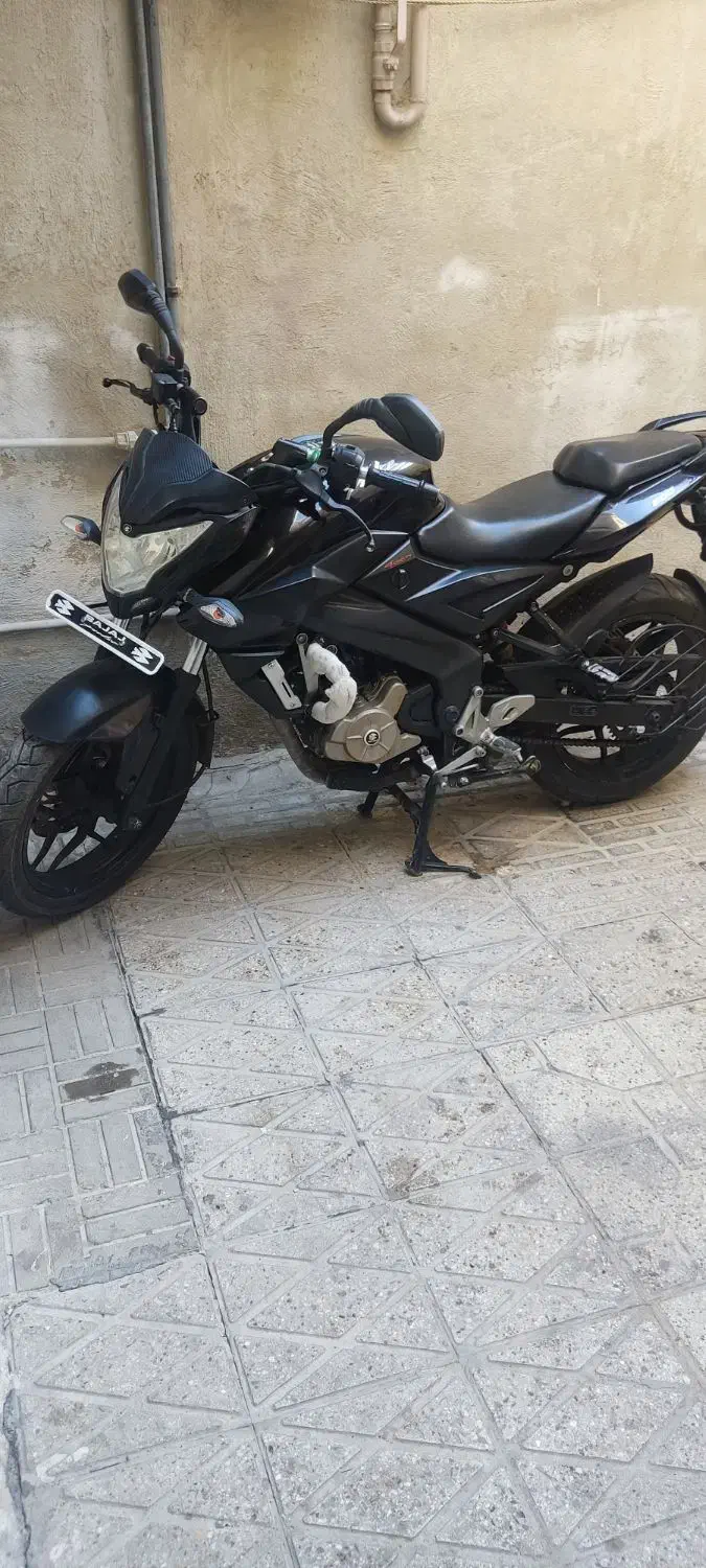 ns200|موتورسیکلت|ورامین, شهرک مدرس|دیوار