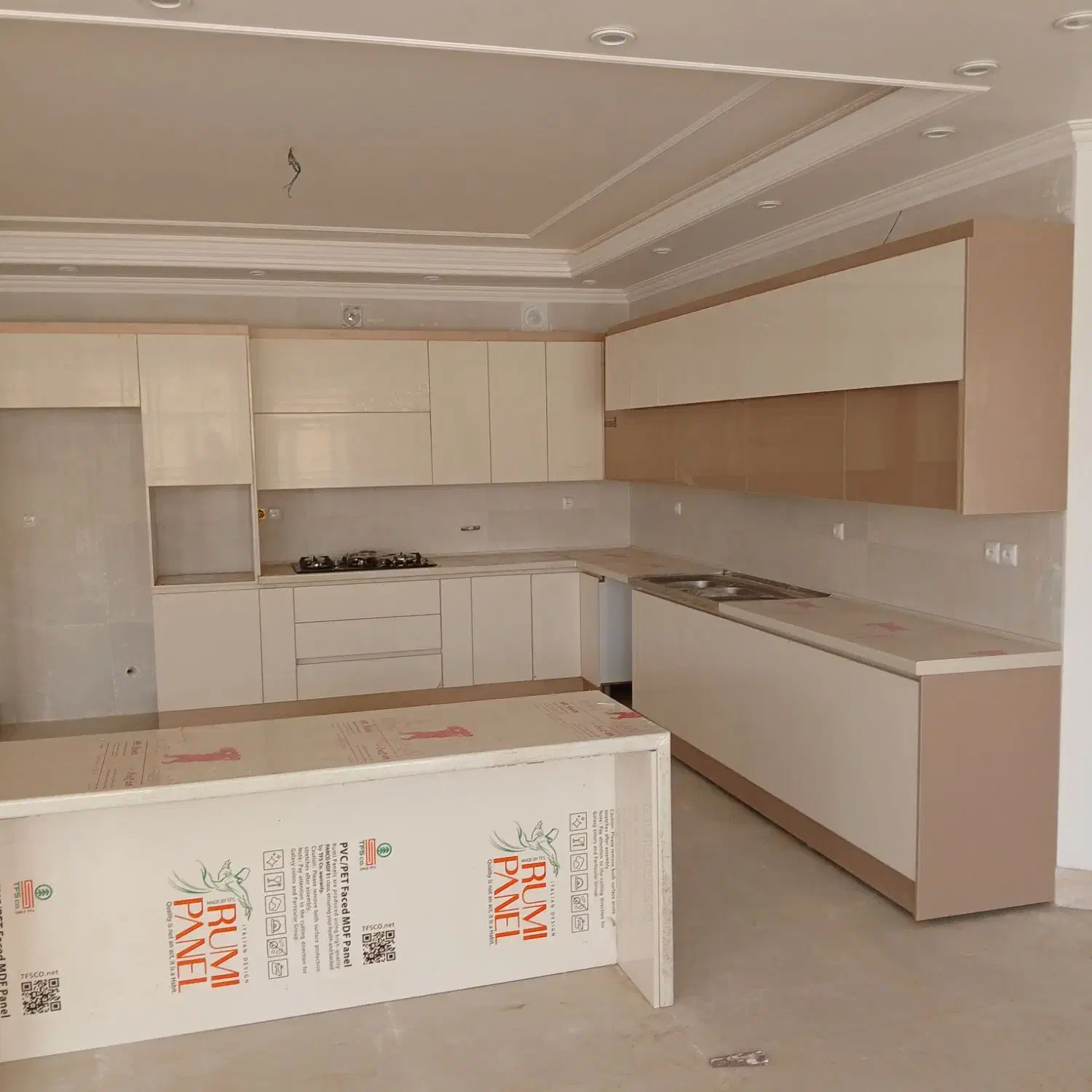 دکوراسیون قصر چوبین|جاکفشی، کمد، دراور|یزد, |دیوار