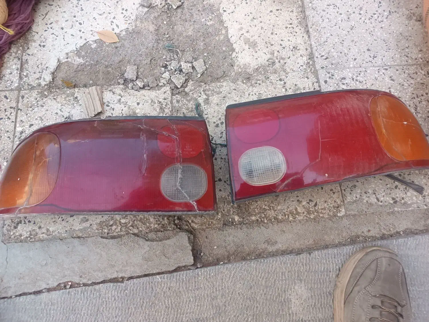 چراغ خطر میتسوبیشی لنسر|قطعات یدکی و لوازم جانبی|تبریز, |دیوار