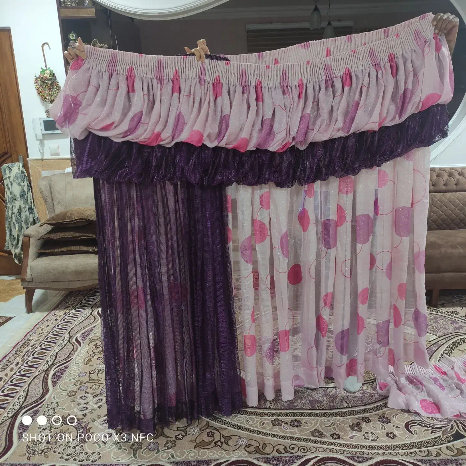 دوعدد پرده|پرده، رانر، رومیزی|ساری, |دیوار