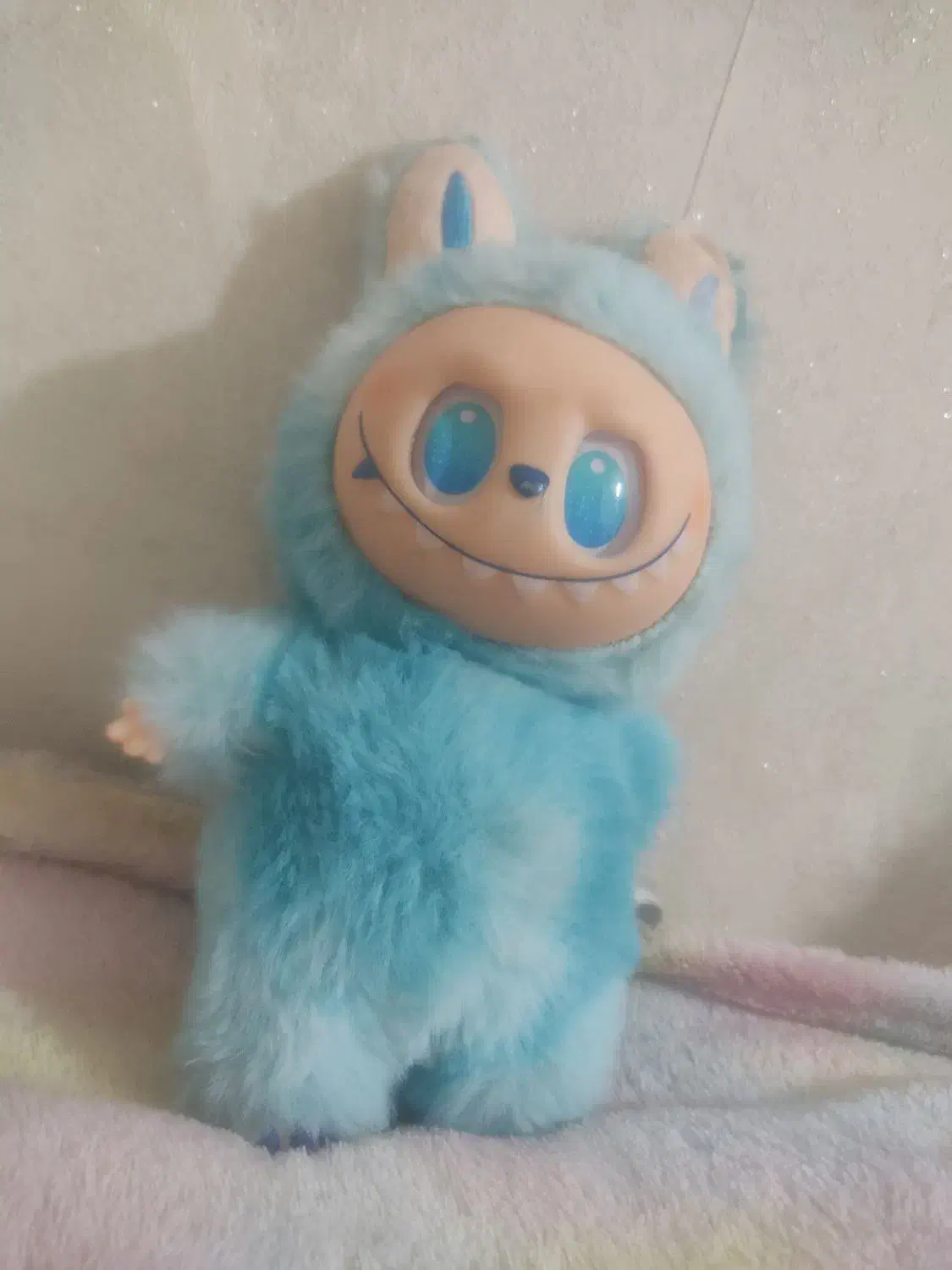 لبوبو|مجسمه، تندیس، ماکت|فردیس, فردیس|دیوار