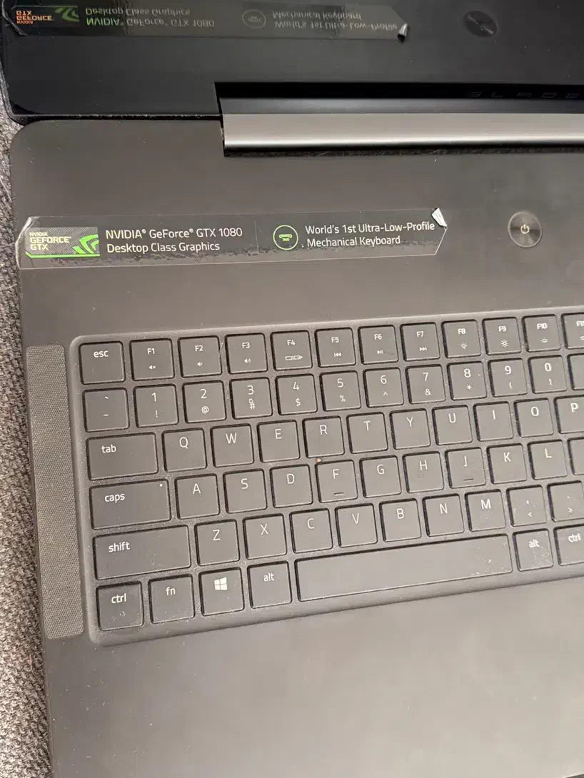 لپتاپ razer blade pro 17|رایانه همراه|بندر انزلی, دهکده ساحلی|دیوار