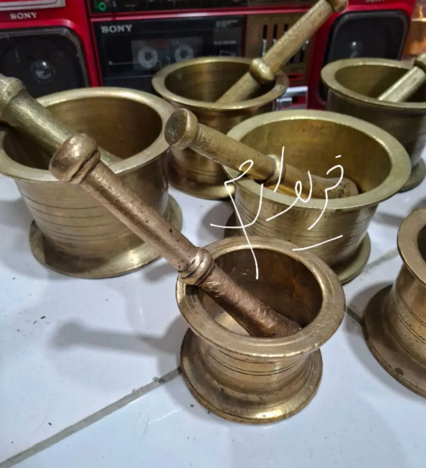 ظروف فلزی|ظروف پخت‌وپز|رشت, معلم|دیوار