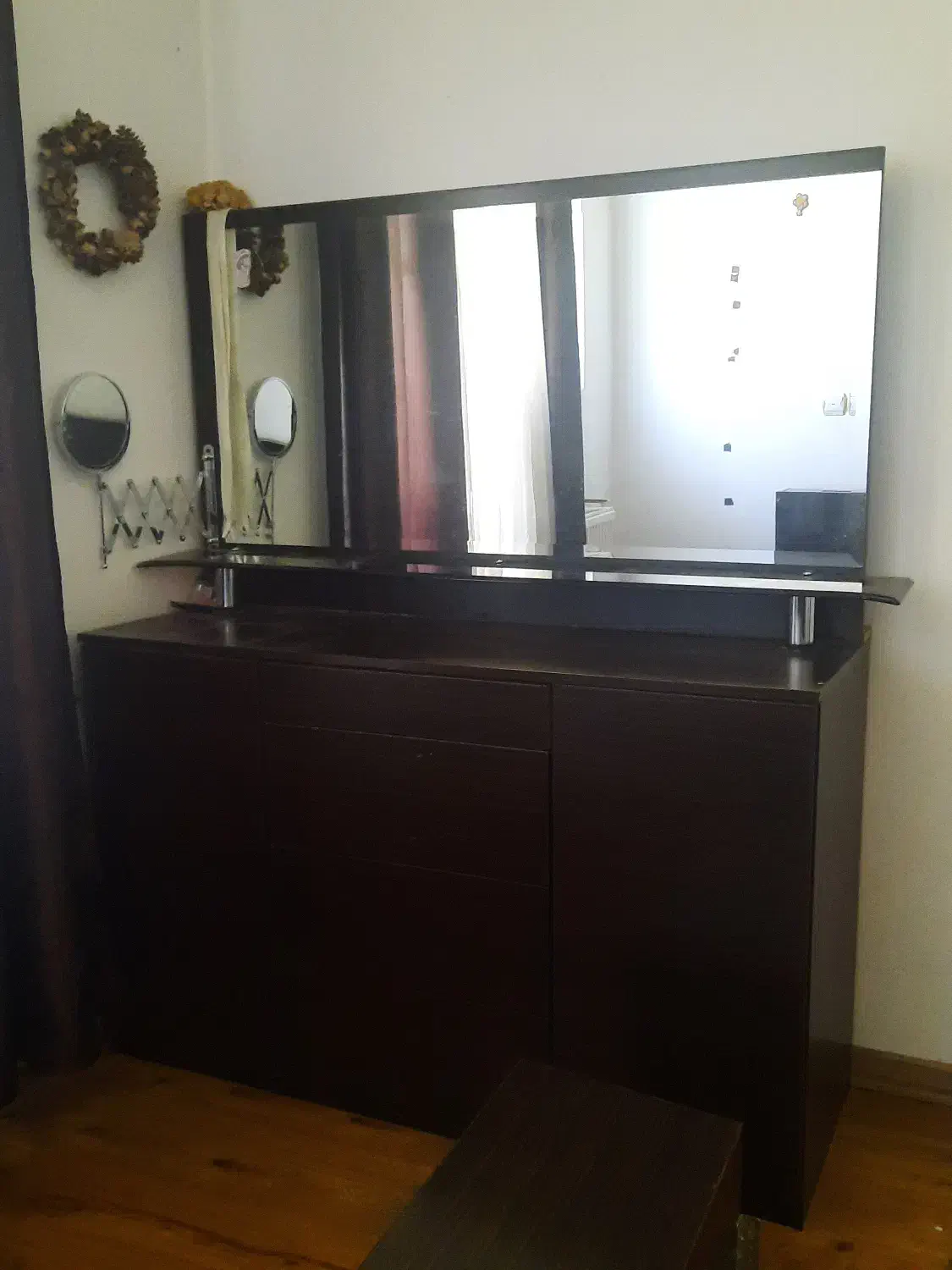 میز آرایش|میز و صندلی غذاخوری|شیراز, صنایع الکترونیک|دیوار