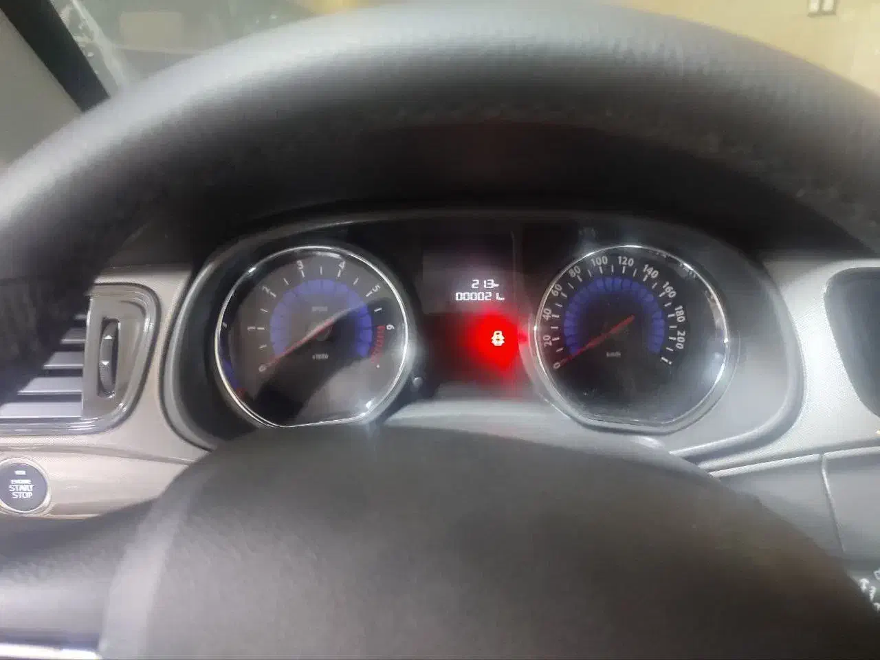 تارا اتومات|خودرو سواری و وانت|کرمانشاه, |دیوار