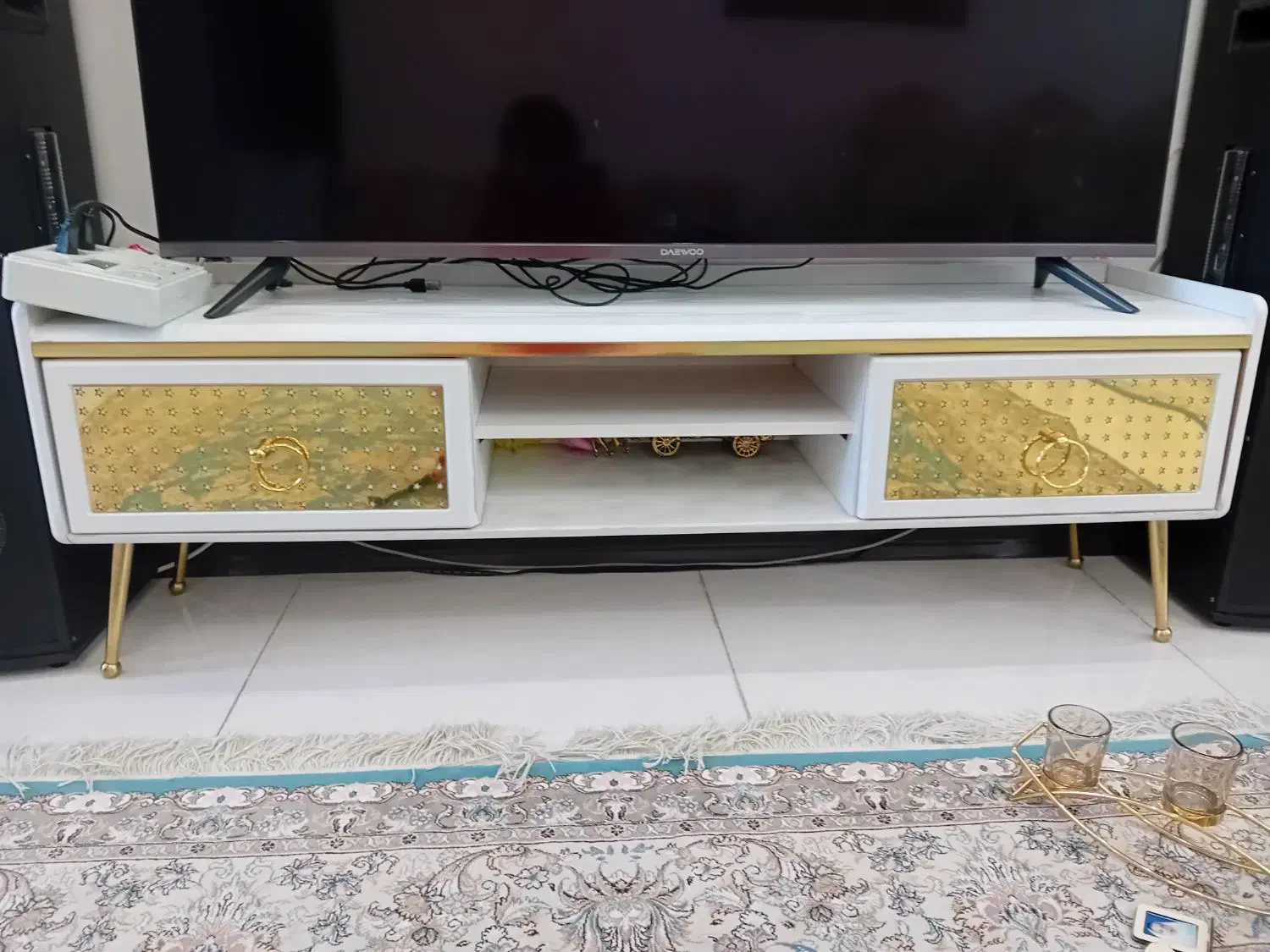 میز کنسول و tv|بوفه، ویترین، کنسول|اراک, |دیوار