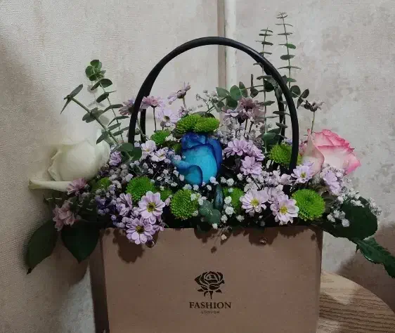 گل طبیعی|گل و گیاه طبیعی|اردبیل, |دیوار