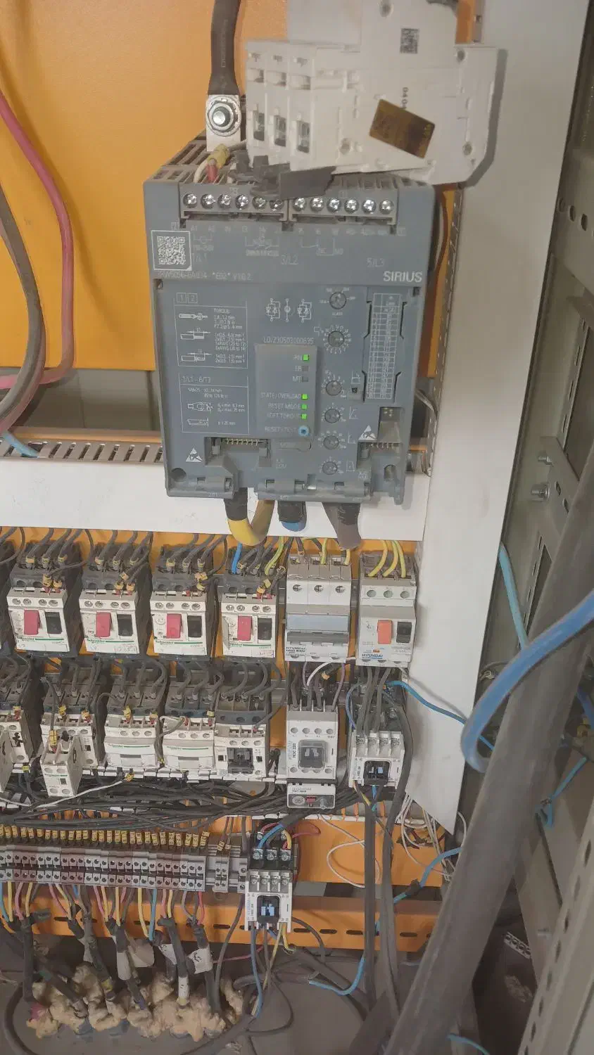 تعمیرات برق ۲۴ ،صنعتی .امورمهندسی برق|خدمات پیشه و مهارت|اراک, |دیوار