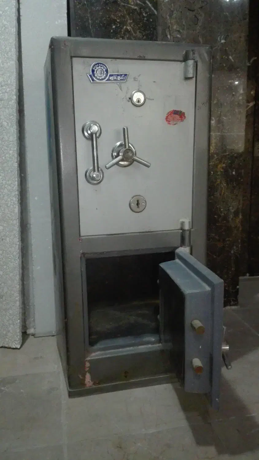 گاو صندوق|فروشگاه و مغازه|سنندج, |دیوار