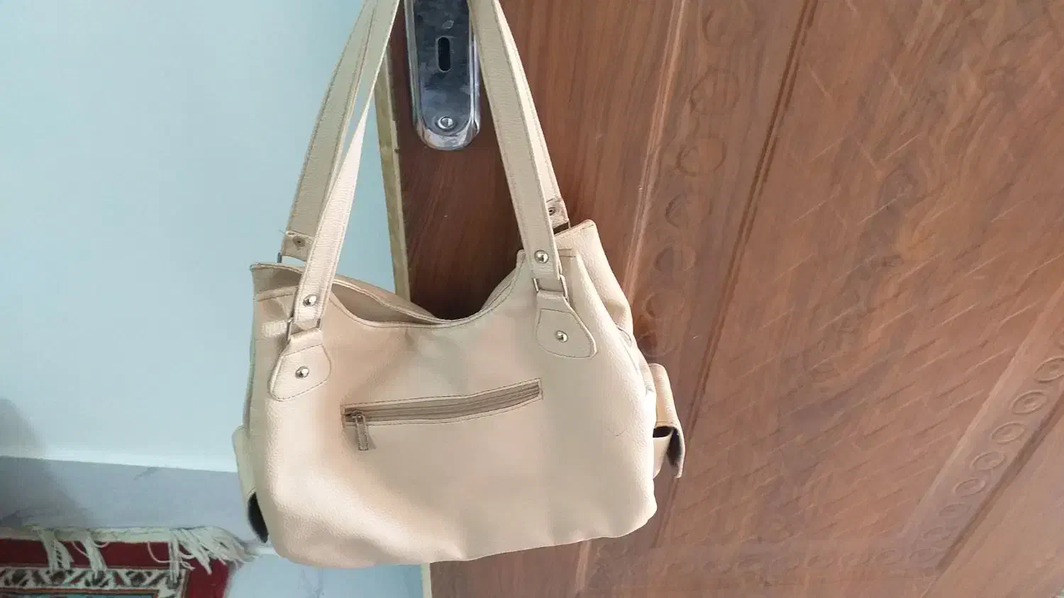 کیف|کیف، کفش، کمربند|تربت‌حیدریه, داروپخش|دیوار