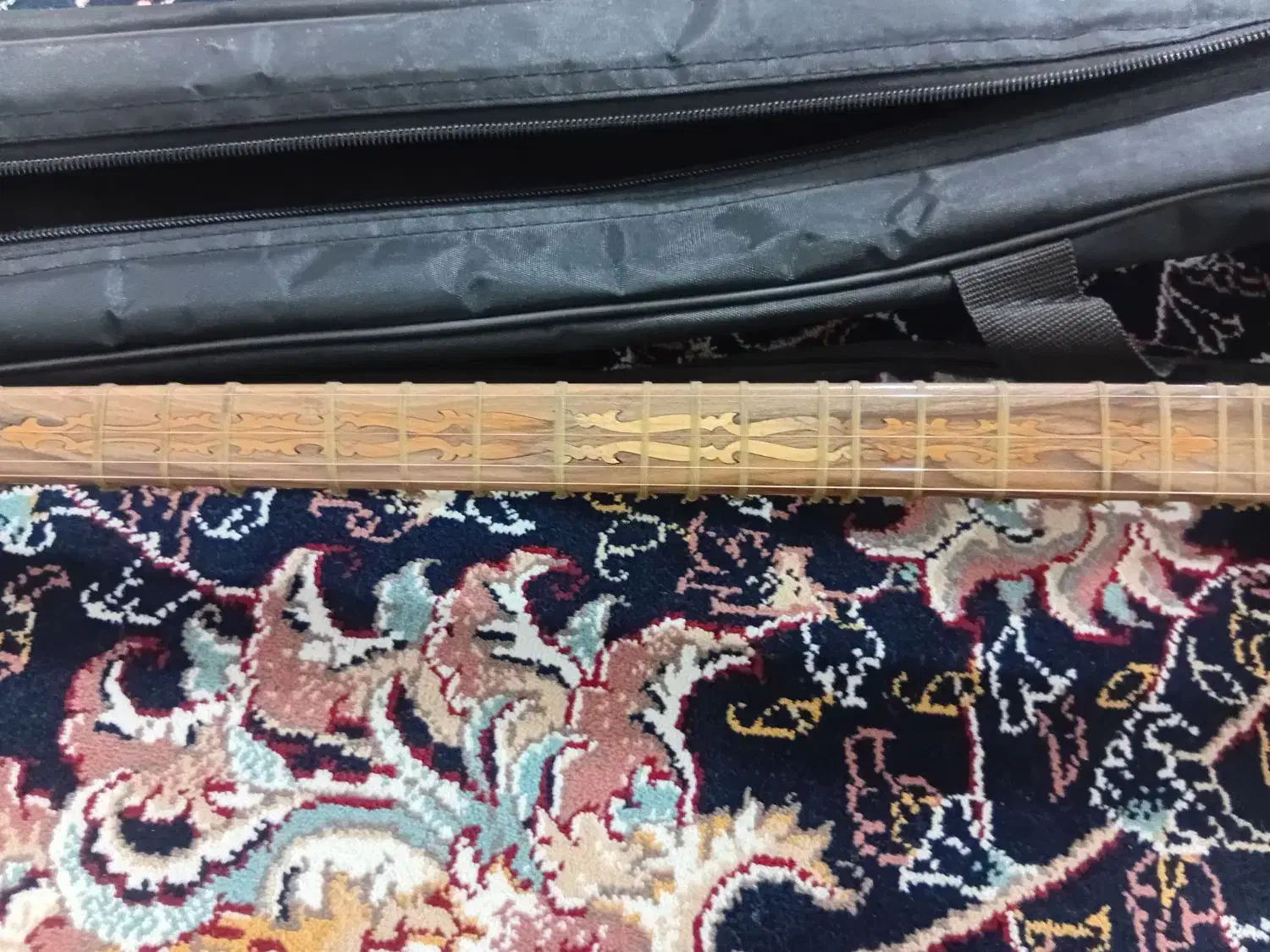 سه تار|سازهای سنتی|کوهدشت, |دیوار