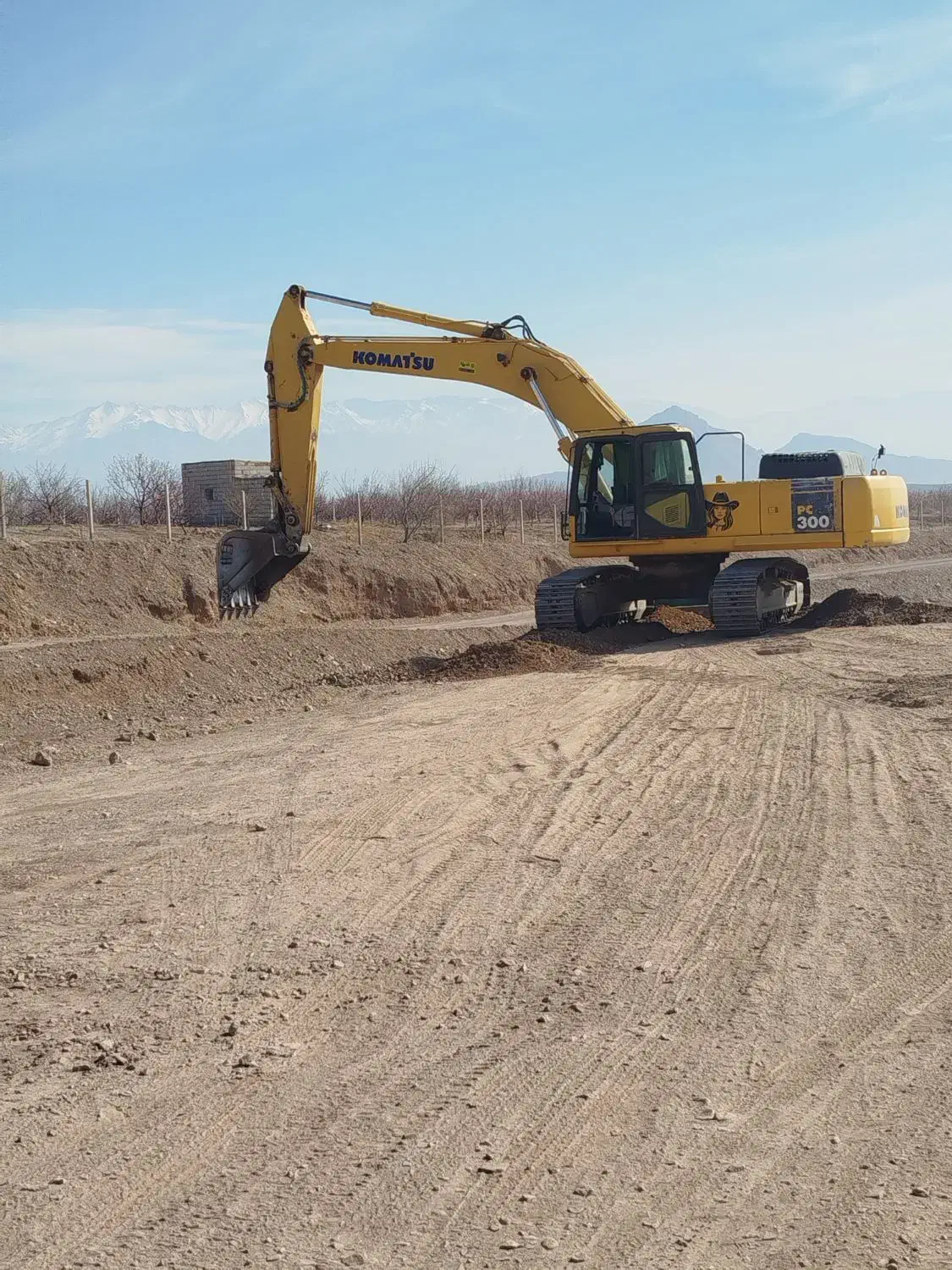 بیل کوماتسو۳۰۰خط۷|خودرو سنگین|خسروشاه, |دیوار