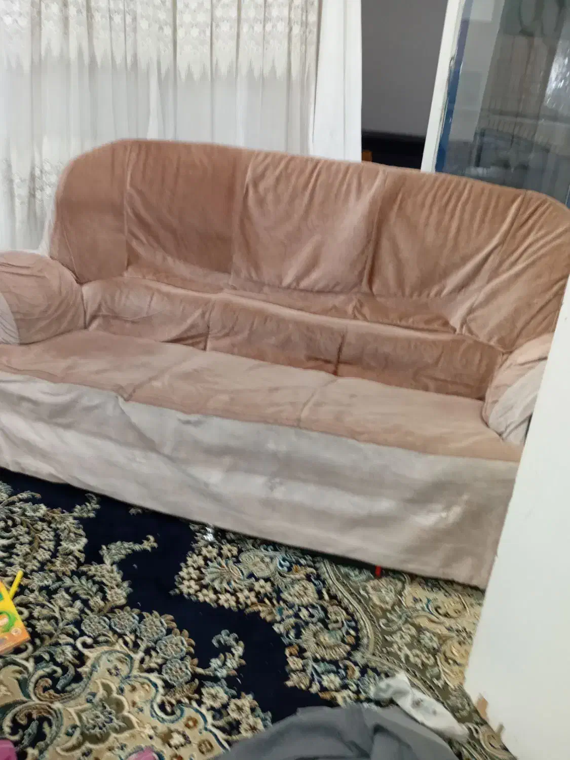 مبل 3نفره رایگان|مبلمان خانگی و میز عسلی|قم, ناصردیوان|دیوار