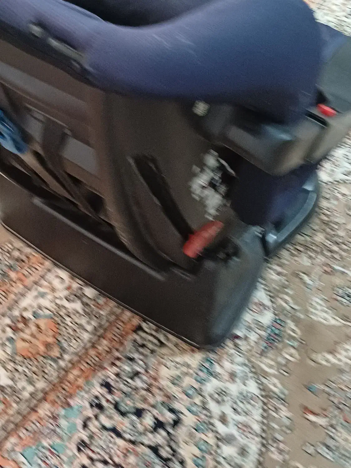 صندلی ماشین کودک|کالسکه و لوازم جانبی|خرمآباد, |دیوار