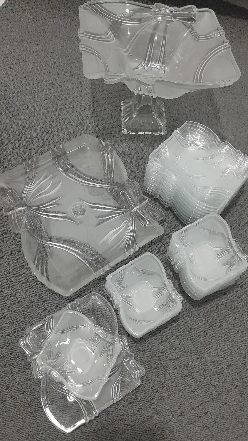 بلور پاپیونی|ظروف سرو و پذیرایی|محمدیه-قزوین, |دیوار