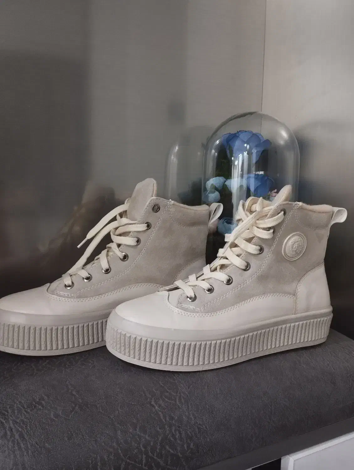 فروش بوت کرمی نو|کیف، کفش، کمربند|سبزوار, جوادیه غربی|دیوار