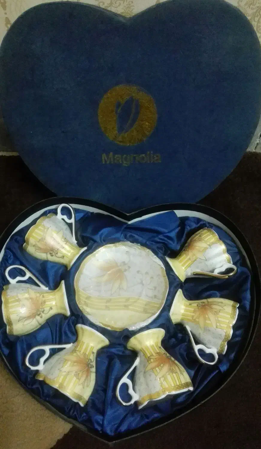 فنجان و نعلبکی مدل مگنولیا|ظروف سرو و پذیرایی|شهریار, شهریار|دیوار