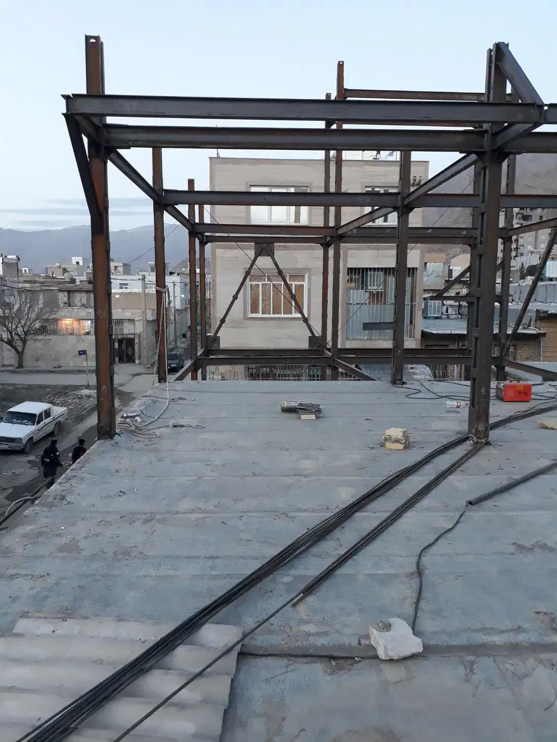 تعمیرات وتغییرات اسکلت فلزی|خدمات پیشه و مهارت|کرمانشاه, |دیوار