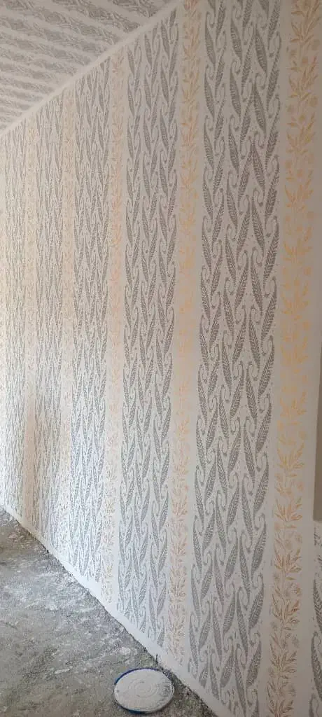 نقاش ساختمان و درب او پنجره قیمت مناسب|خدمات پیشه و مهارت|جاسک, |دیوار